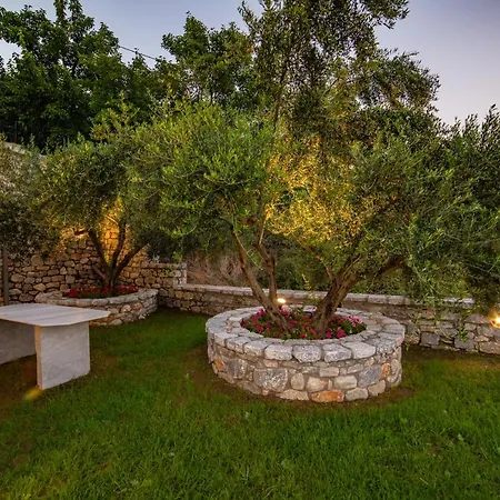 Villa Cassiopeia's Castle Gythio