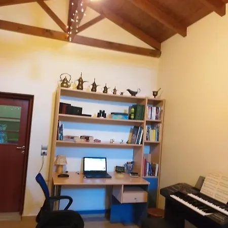 Cassiopeia's Castle Gythio