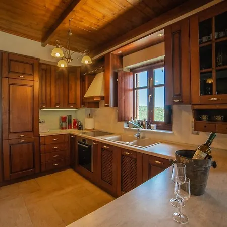 Cassiopeia's Castle Villa Gythio